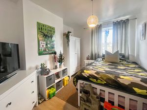 Photo 6- click for photo gallery